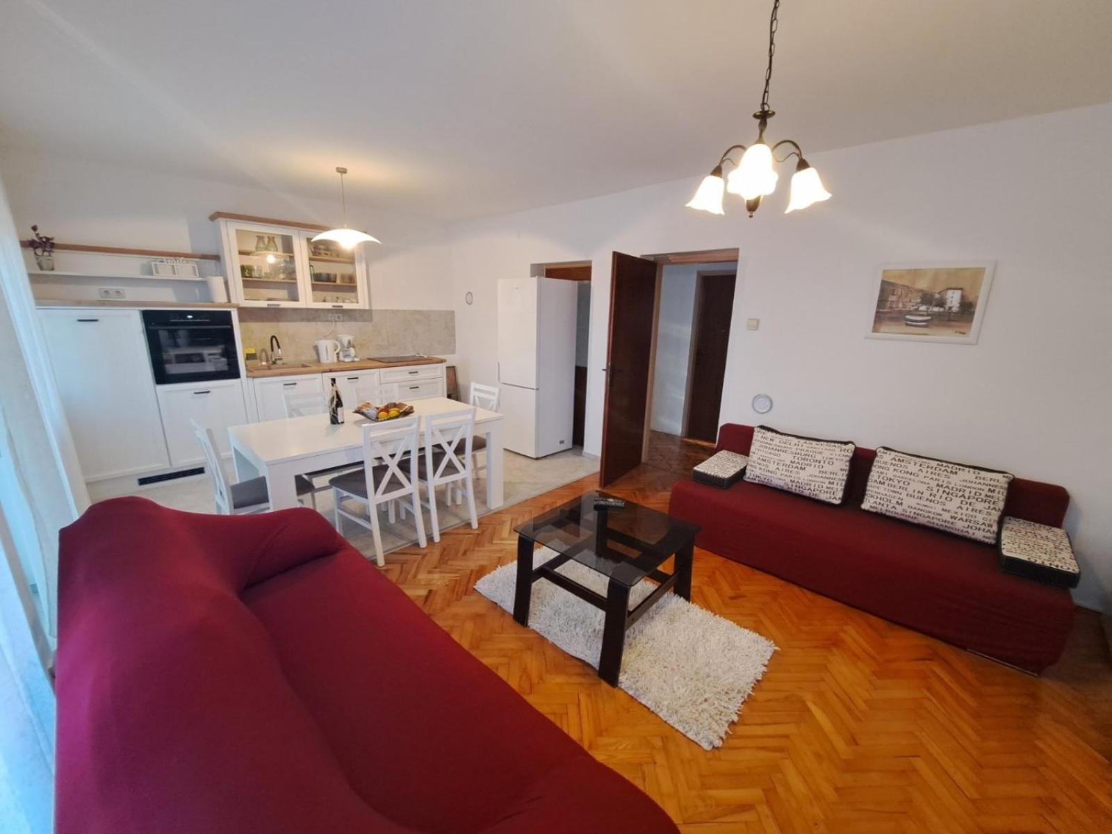 Apartments With A Parking Space Novi Vinodolski - 2423 部屋 写真